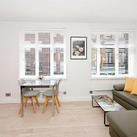 F1 Greek Street By City Living London Ngoại thất bức ảnh